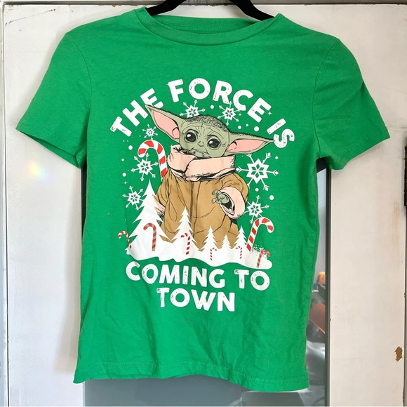 Disney Other - Disney Star Wars Green Baby Yoda Christmas Boy’s Tee Shirt Top Size Medium